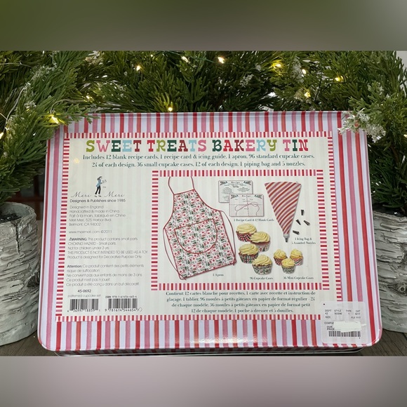 Meri Meri Sweet Treats Bakery Tin w/Recipe Cards, Apron, Cupcake Liners&More NWT - Picture 2 of 13